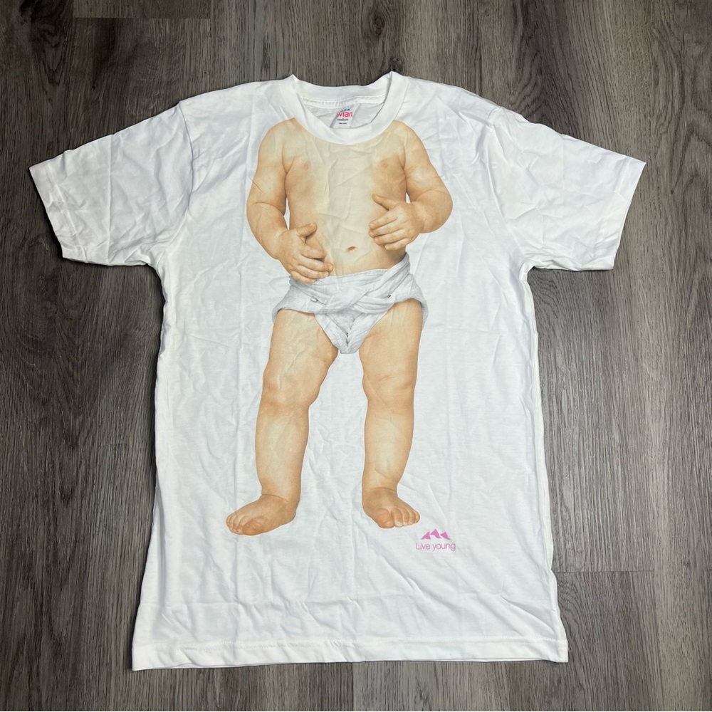 NWOT Evian Water Live Young Baby‎ in Diaper T-Shirt ADULT MEDIUM Promotional